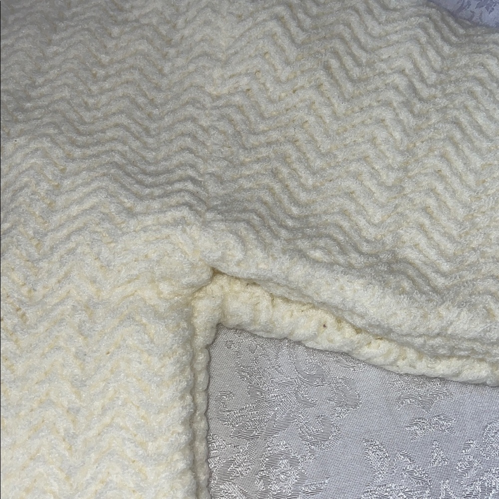 NWOT Classic Open-Front Cream Women's Sweater Cardigan. Size Medium. - Picture 4 of 4
